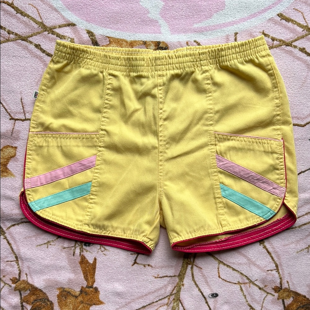 Colorful Vintage High Waisted Dolphin/Tulip Short Shorts, small